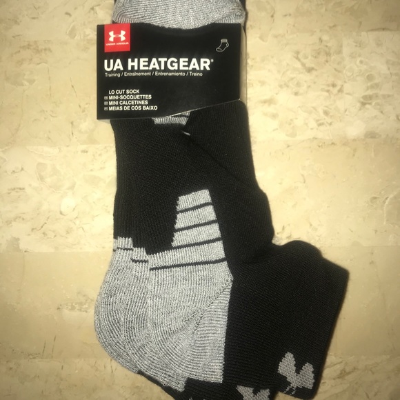 Under Armour Other - UNDER ARMOUR HEATGEAR SOCKS 8-12